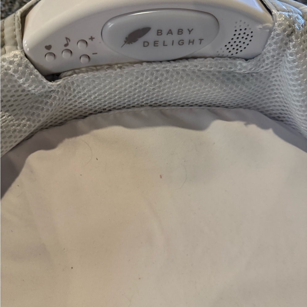 Baby Delight Gray Cloud Patterned Co-Sleeper - Picture 4 of 4